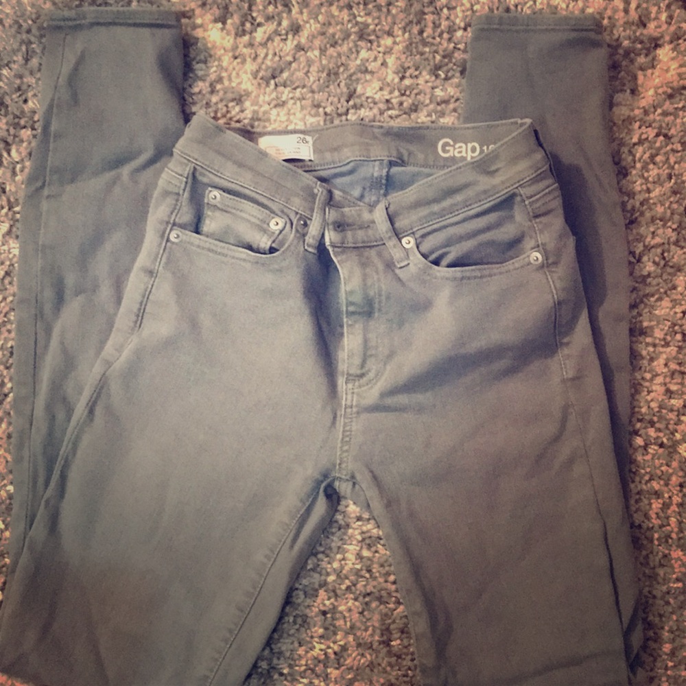 Gap skinny jeans in seafoam color